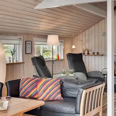 Holiday home Fritsa - 450m From The Sea In Se Jutland By Interhome